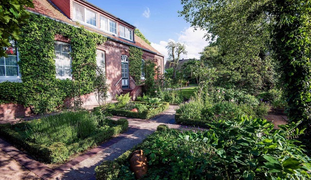 Vacation with family and friends? Naturally in the country house - sauna, billiards, WLAN in Großefehn-Timmel