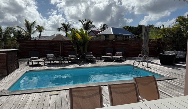 Villa in the heart of Orient Bay. Beach and restaurants: 3–4 minutes on foot