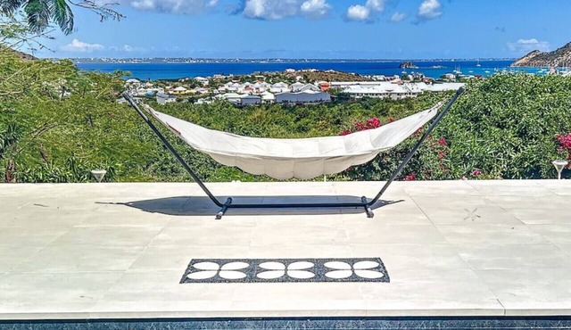 Villa Les Yuccas, Private pool, Sea view over Grand Case, 3 Bedrooms