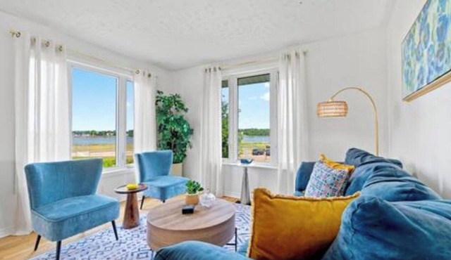 Waterview Retreat| Large Deck | Minutes to Downtown in Charlottetown
