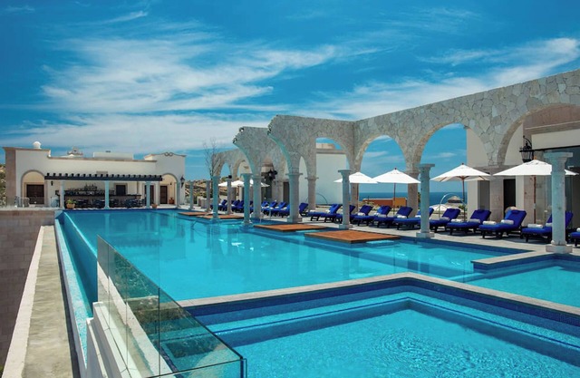 Hacienda Encantada 