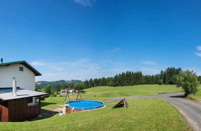 Holiday Outdoor Swimming Pergola 