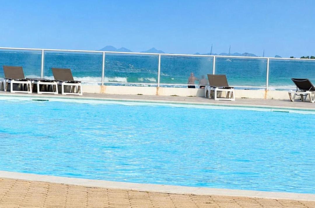 Orient Bay Apartment | Lawrence Blue Horizon Mont Vernon-vue mer à couper le souffle