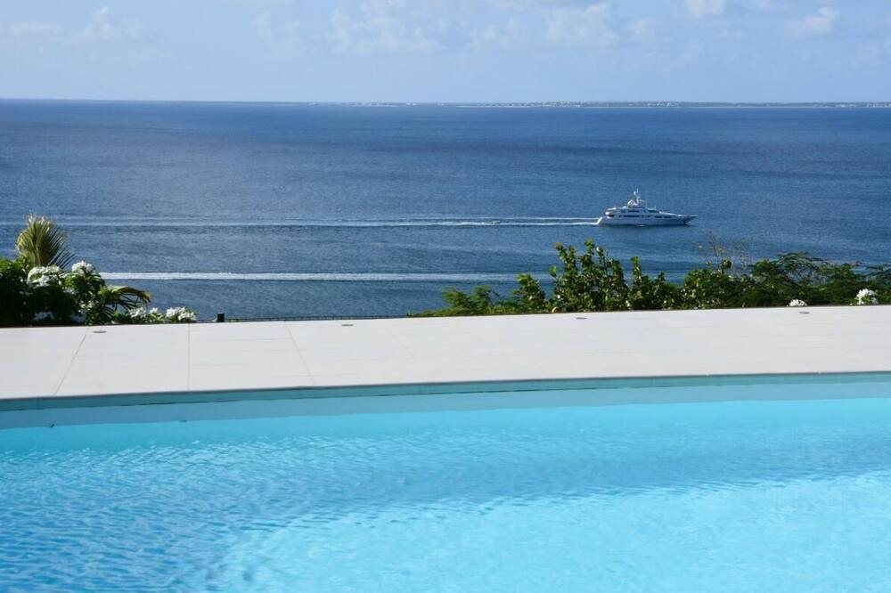 Photo of Outdoor in Grand Case
