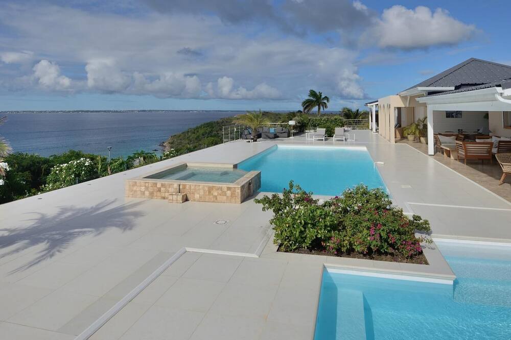 Photo of Outdoor in Grand Case