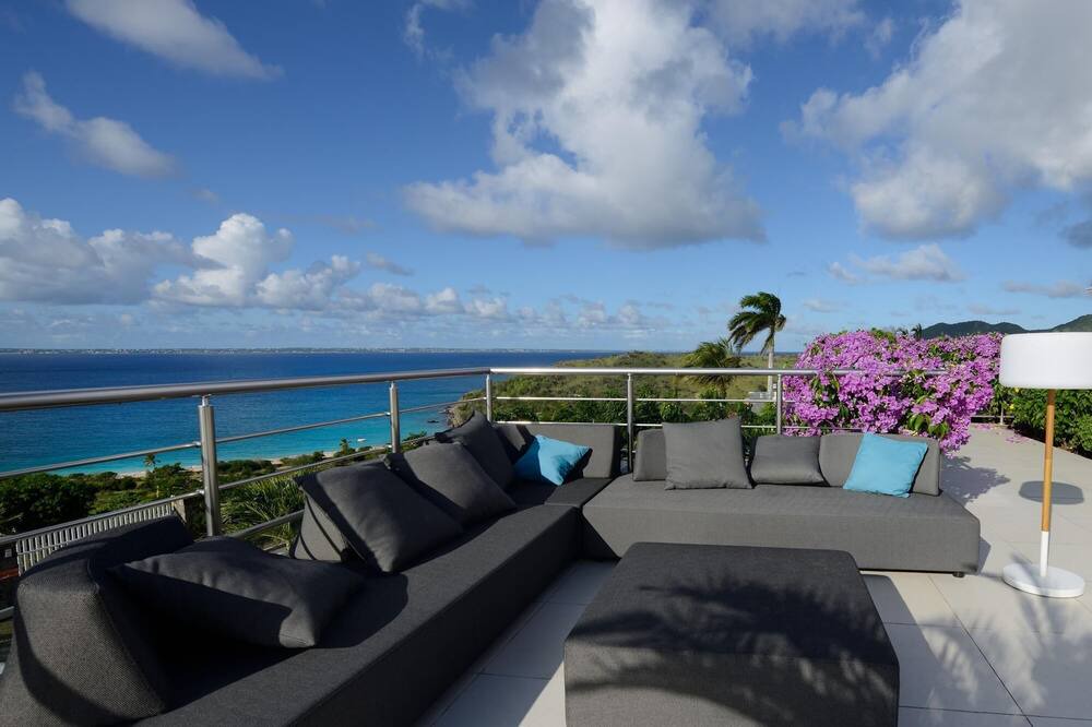 Photo of Patio Balcony in Grand Case