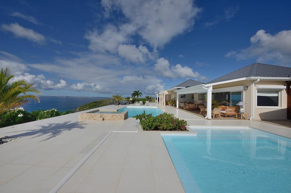 Photo of Outdoor in Grand Case