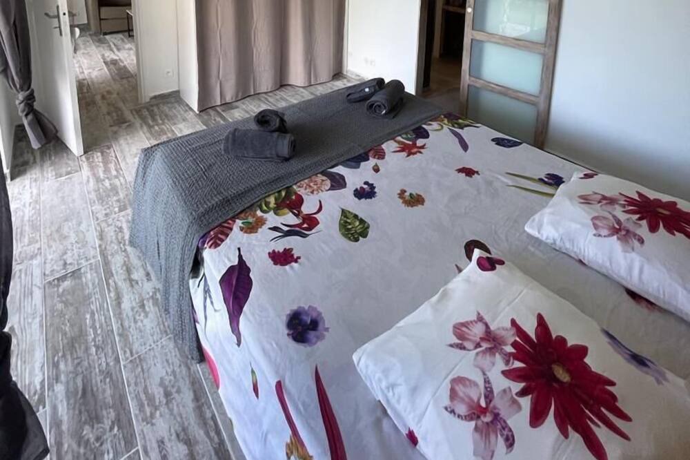 Photo of Bedroom in Orient Bay