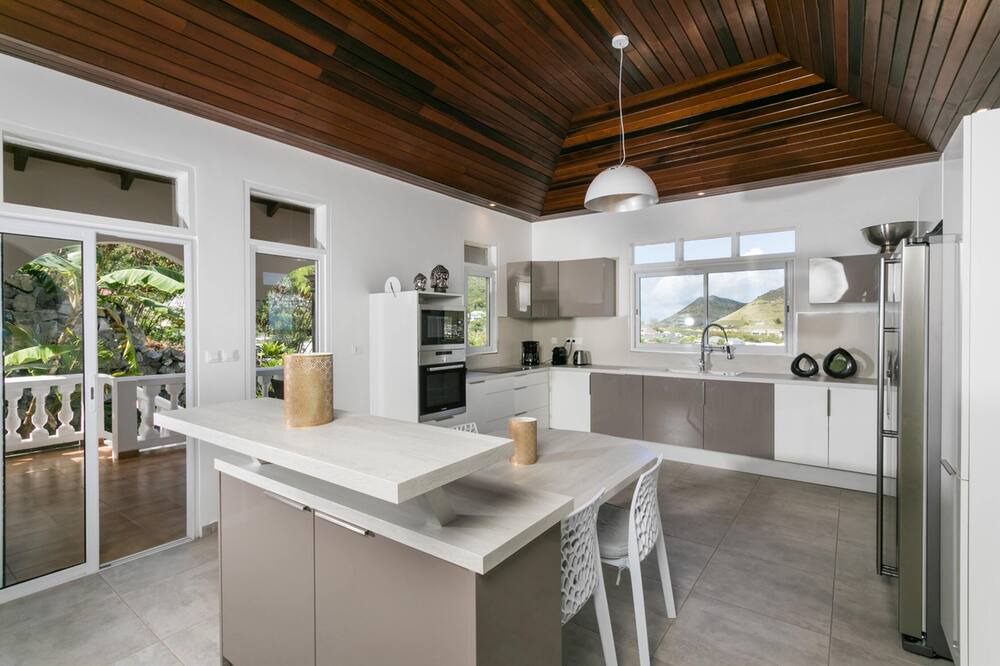 Photo of Kitchen in Orient Bay