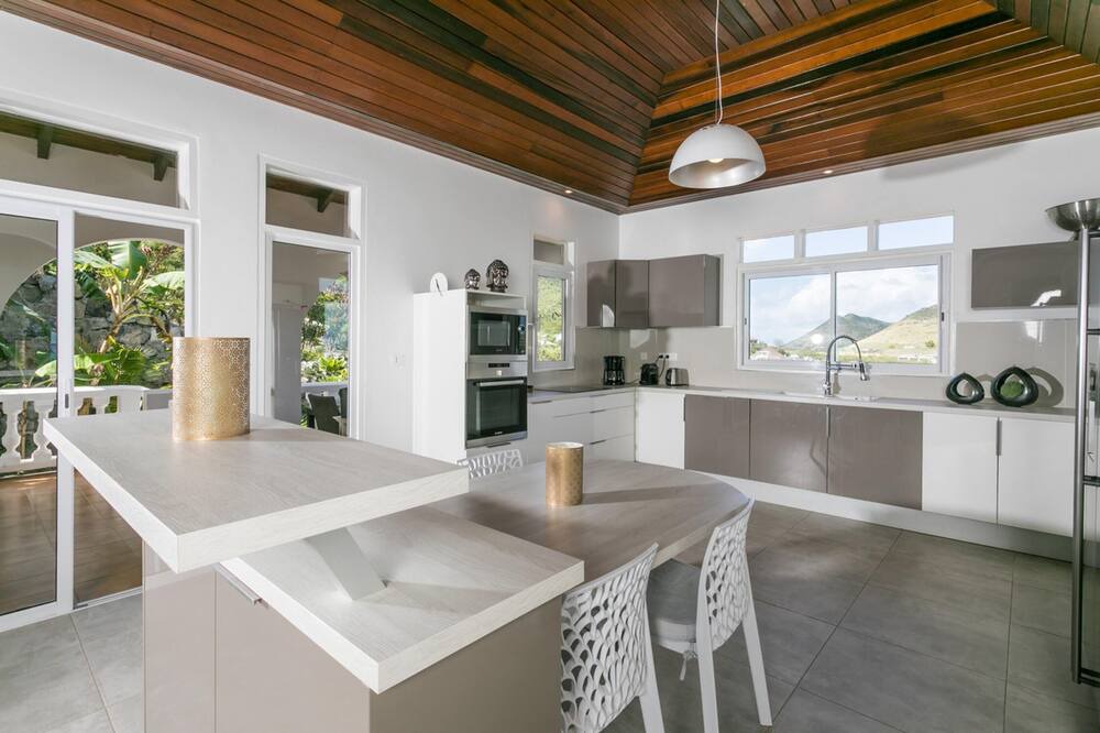 Photo of Kitchen in Orient Bay