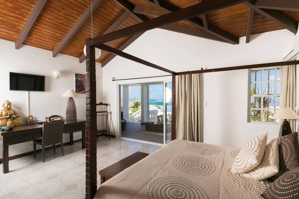 Photo of Bedroom in Orient Bay