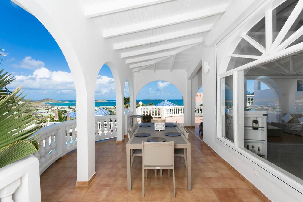 Photo of Livingroom in Orient Bay