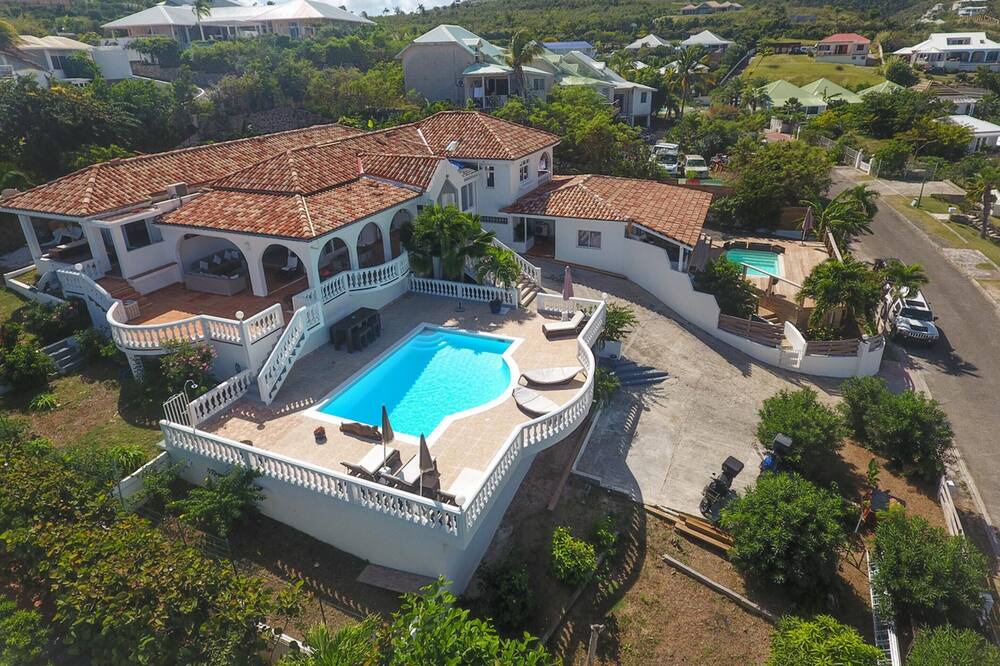 Photo of Outdoor in Orient Bay