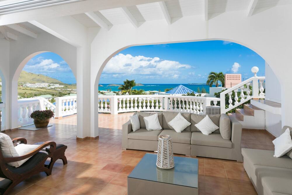 Photo of Livingroom in Orient Bay