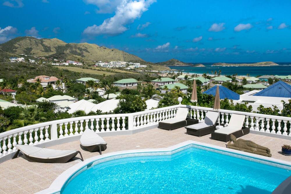 Photo of Outdoor in Orient Bay
