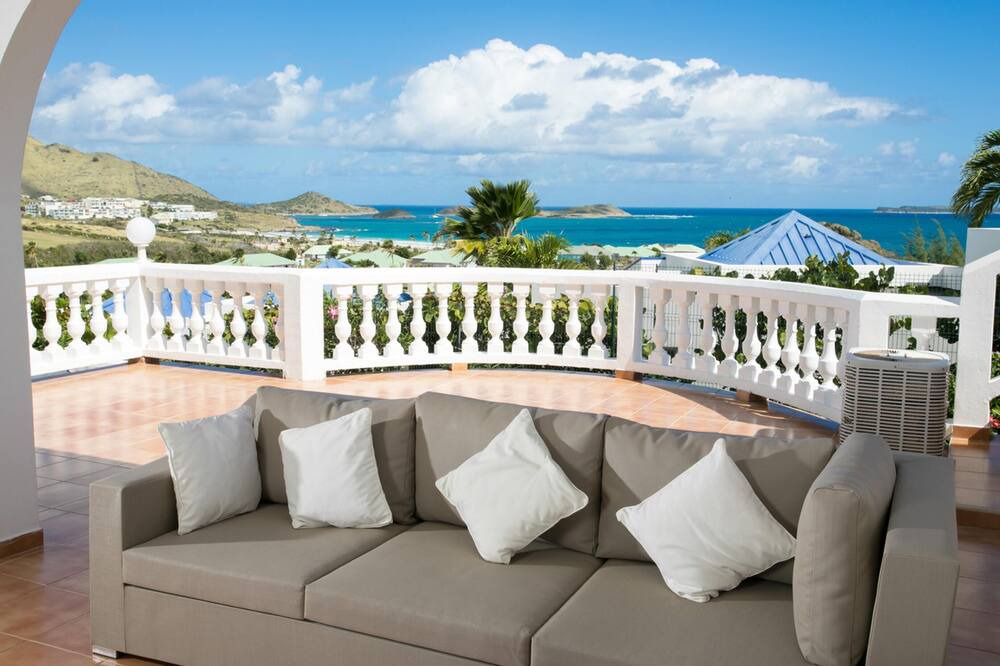 Photo of Livingroom in Orient Bay