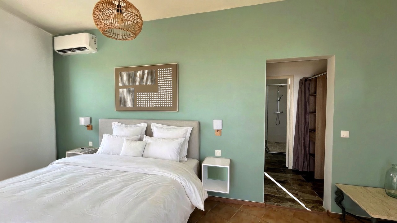Photo of Bedroom in Bellevue