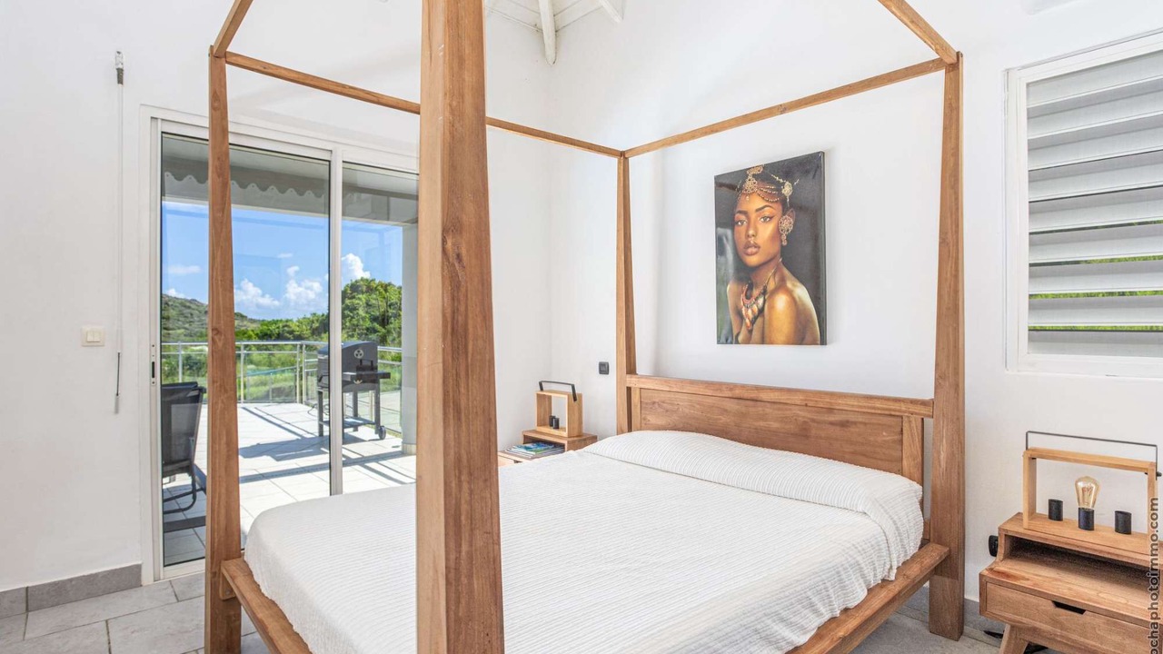 Photo of Bedroom in Oyster Pond