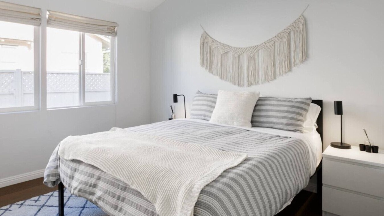 Photo of Bedroom in Sherman Oaks
