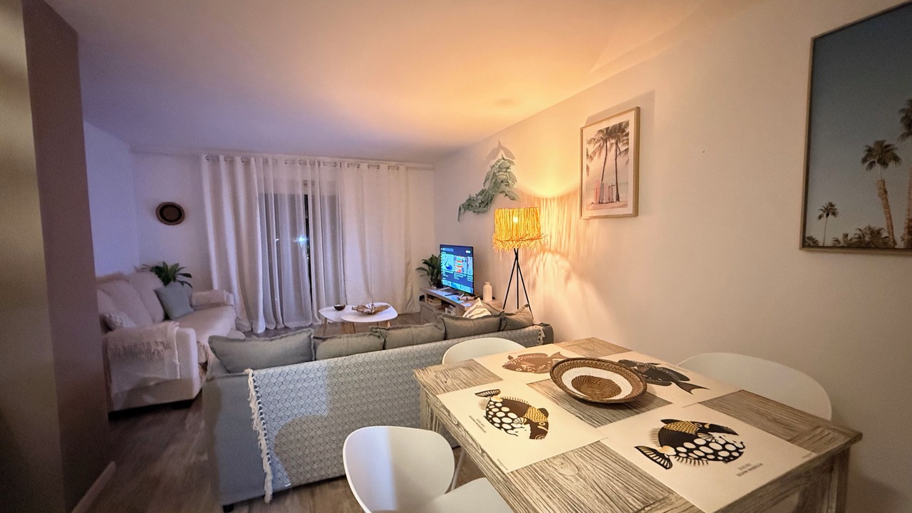 Photo of Livingroom in Orient Bay