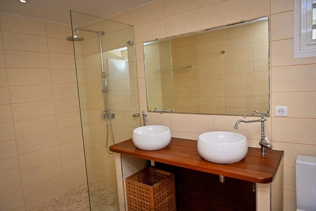 Photo of Bathroom in Orient Bay