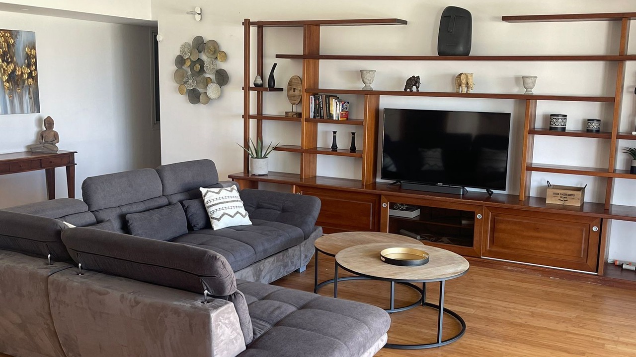 Photo of Livingroom in Orient Bay
