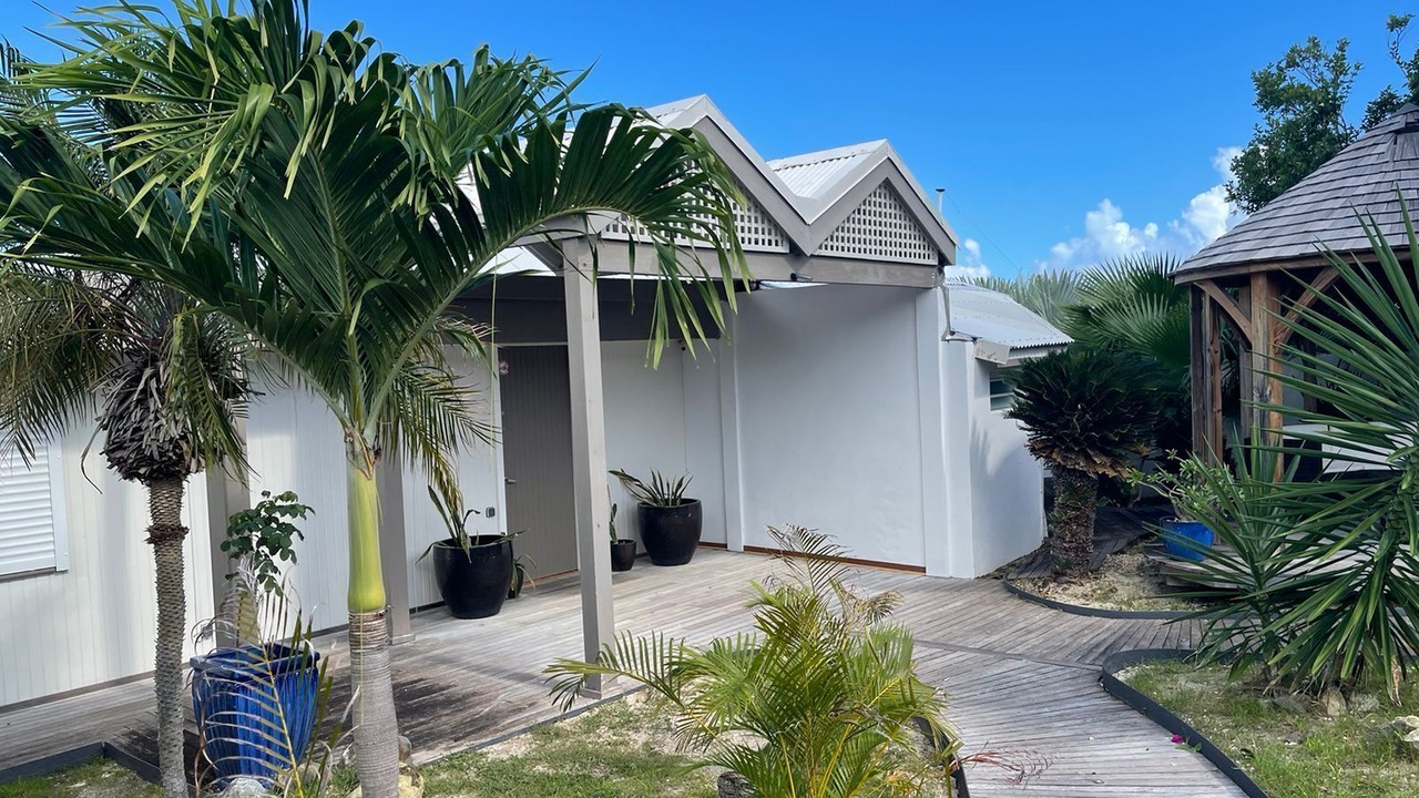 Photo of Outdoor in Orient Bay
