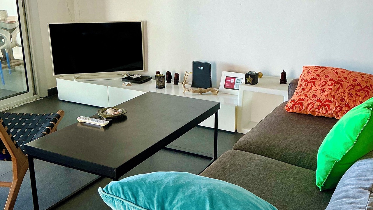 Photo of Livingroom in Cul de Sac