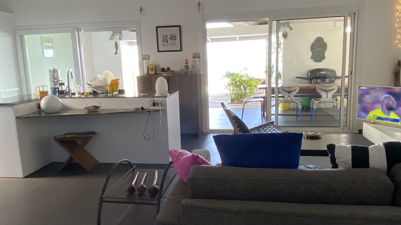 Photo of Livingroom in Cul de Sac