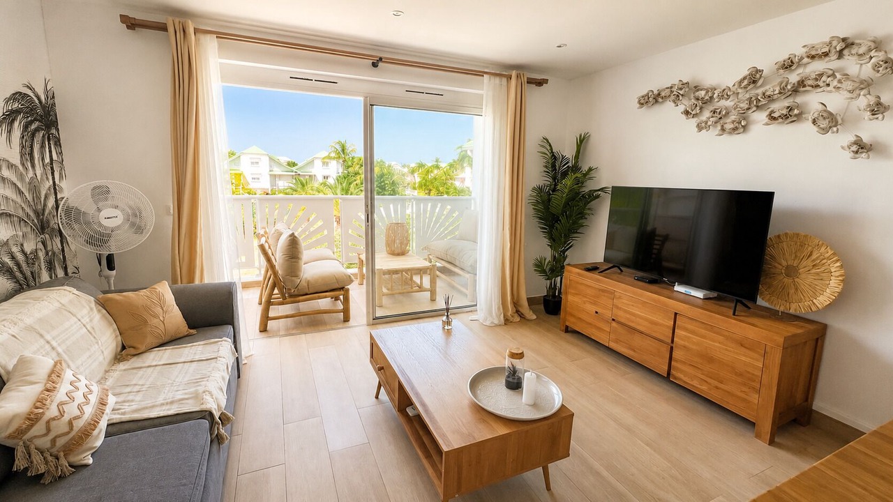 Photo of Livingroom in Orient Bay