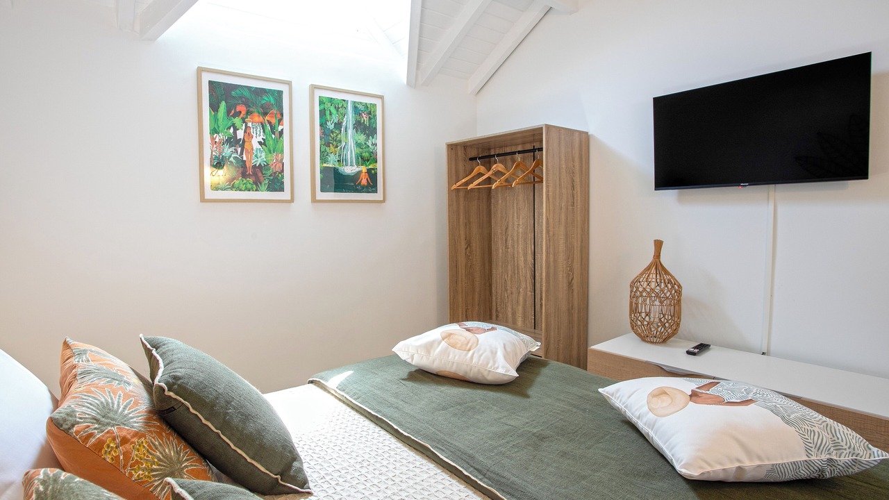 Photo of Bedroom in Orient Bay