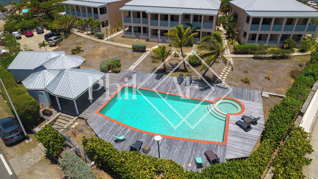 Photo of Outdoor in Oyster Pond