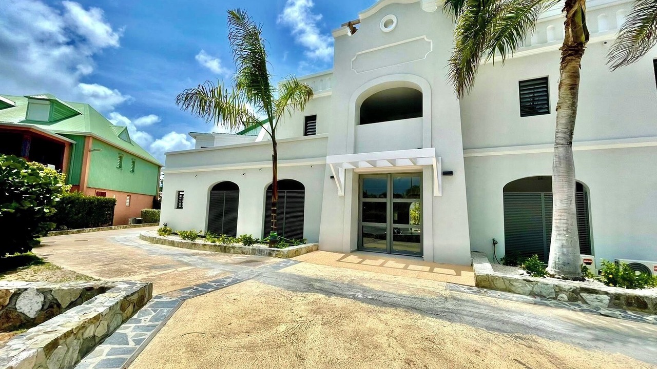 Photo of Outdoor in Orient Bay