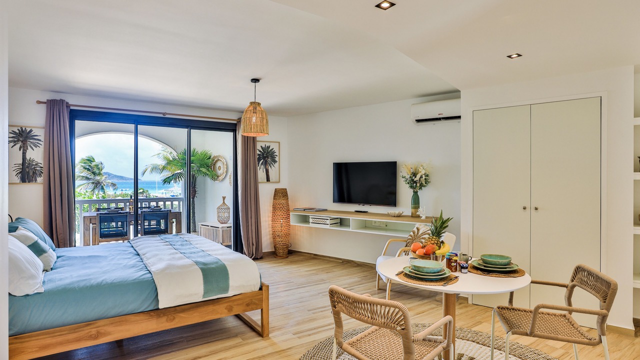 Photo of Bedroom in Orient Bay