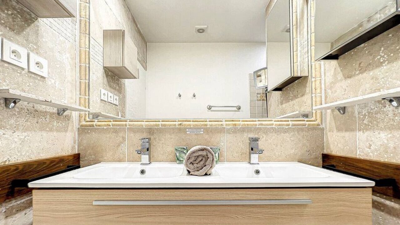 Photo of Bathroom in Orient Bay