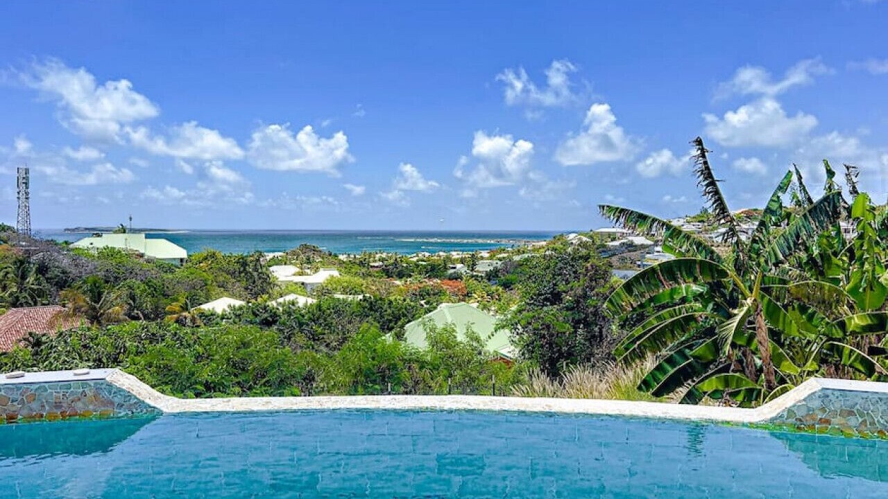 Photo of Outdoor in Orient Bay