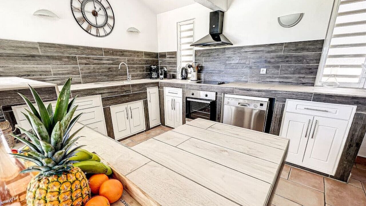 Photo of Kitchen in Orient Bay