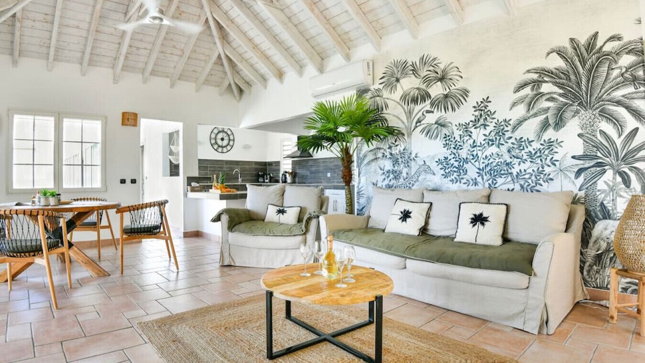 Photo of Livingroom in Orient Bay