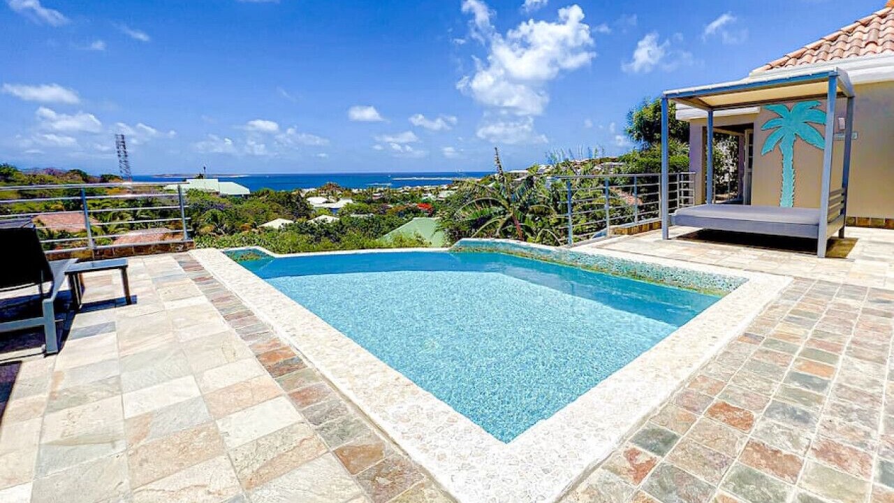 Photo of Outdoor in Orient Bay