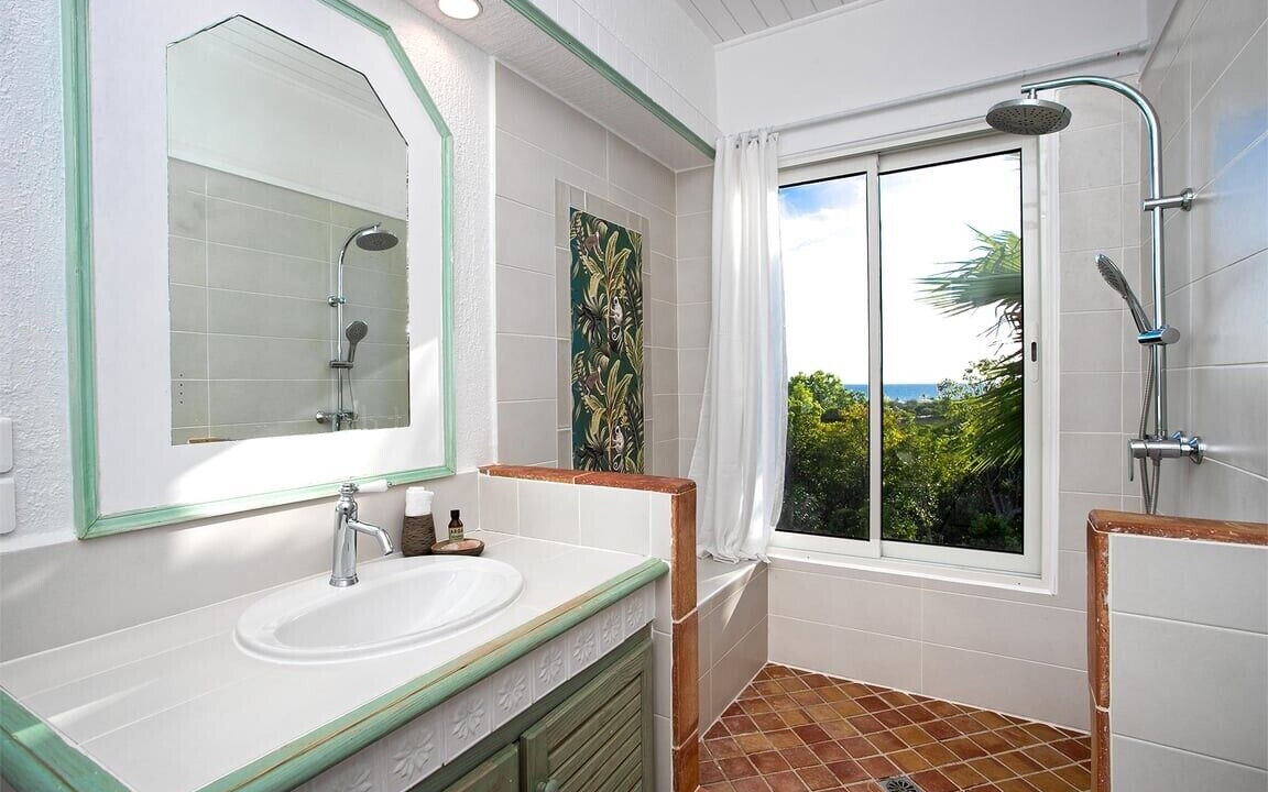 Photo of Bathroom in Les Terres Basses