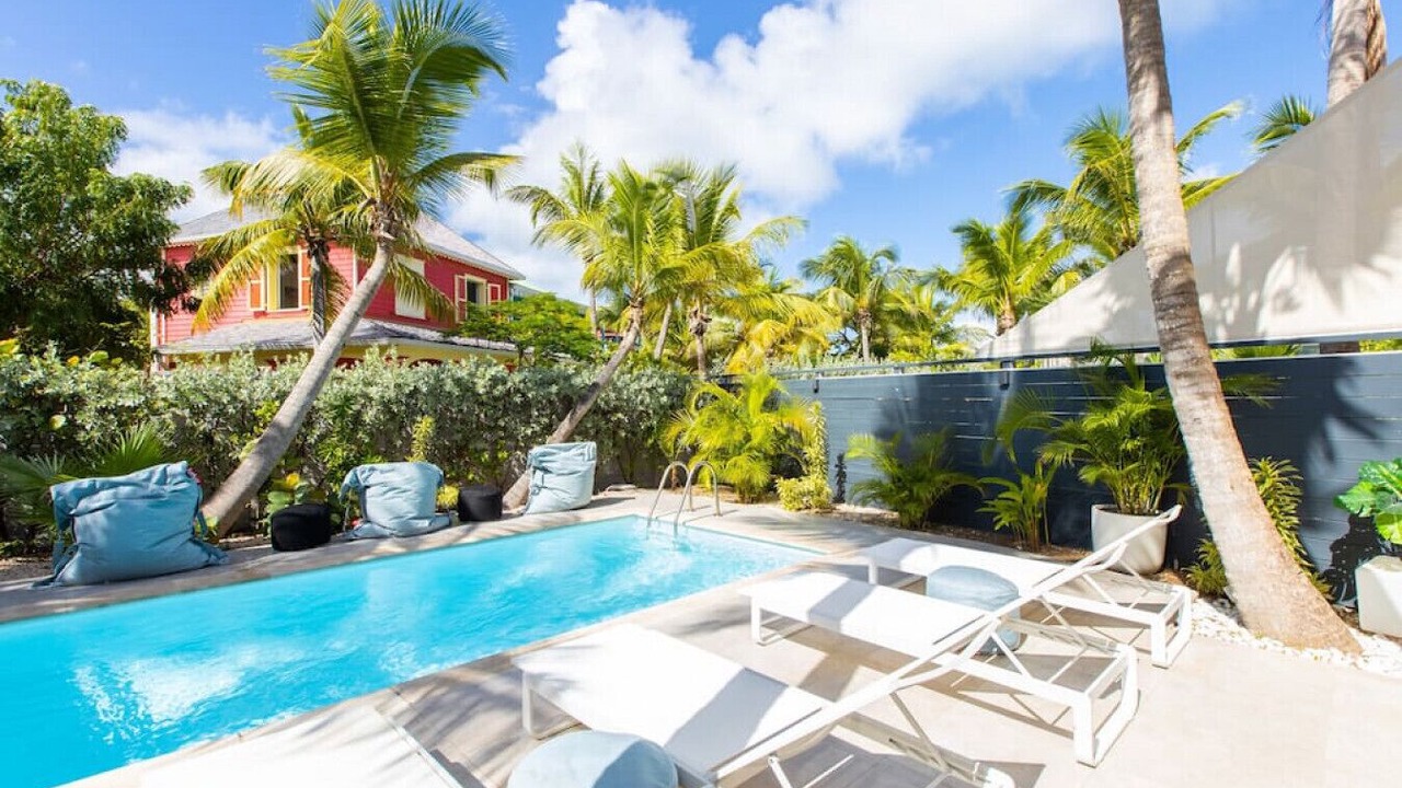Photo of Outdoor in Orient Bay