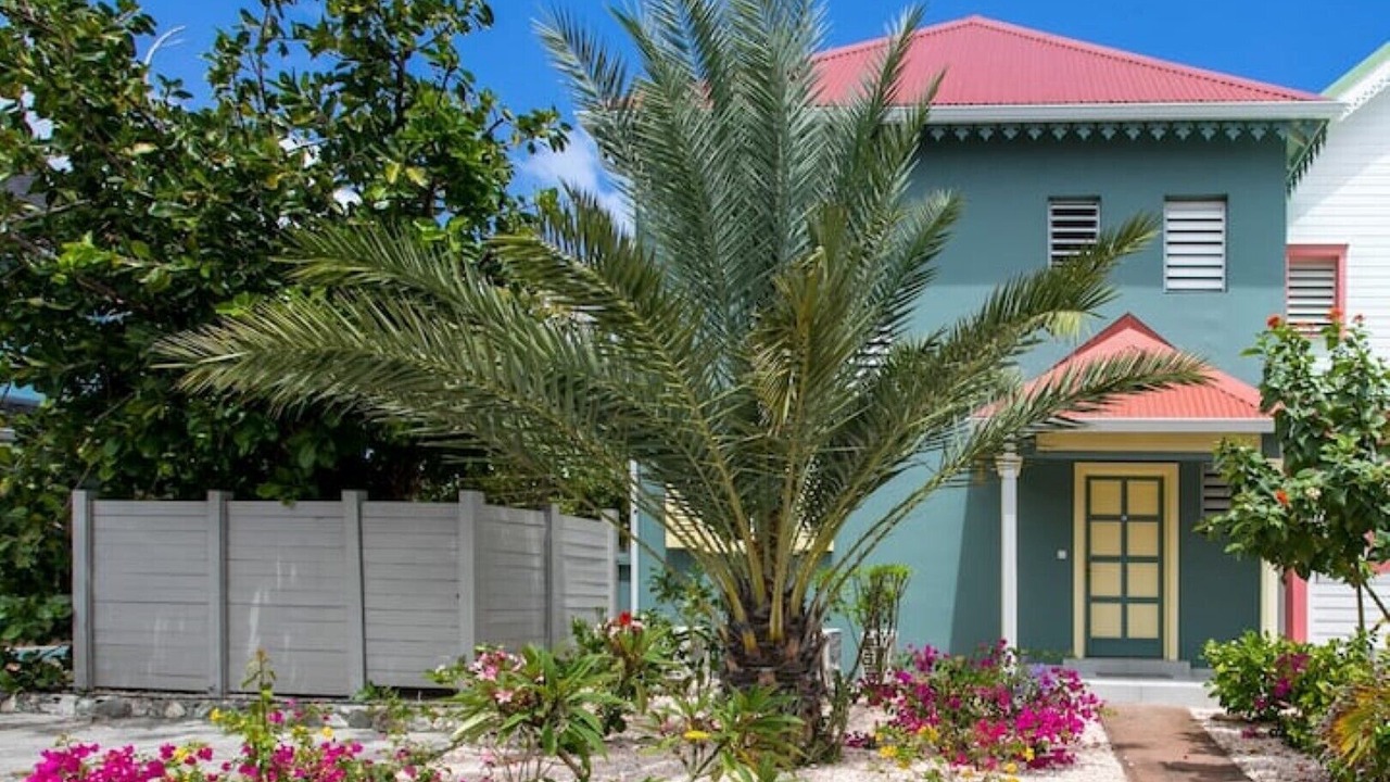Photo of Outdoor in Orient Bay