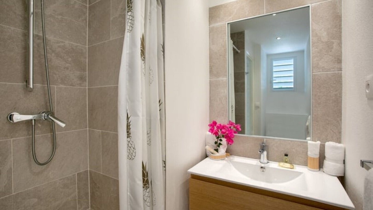 Photo of Bathroom in Orient Bay