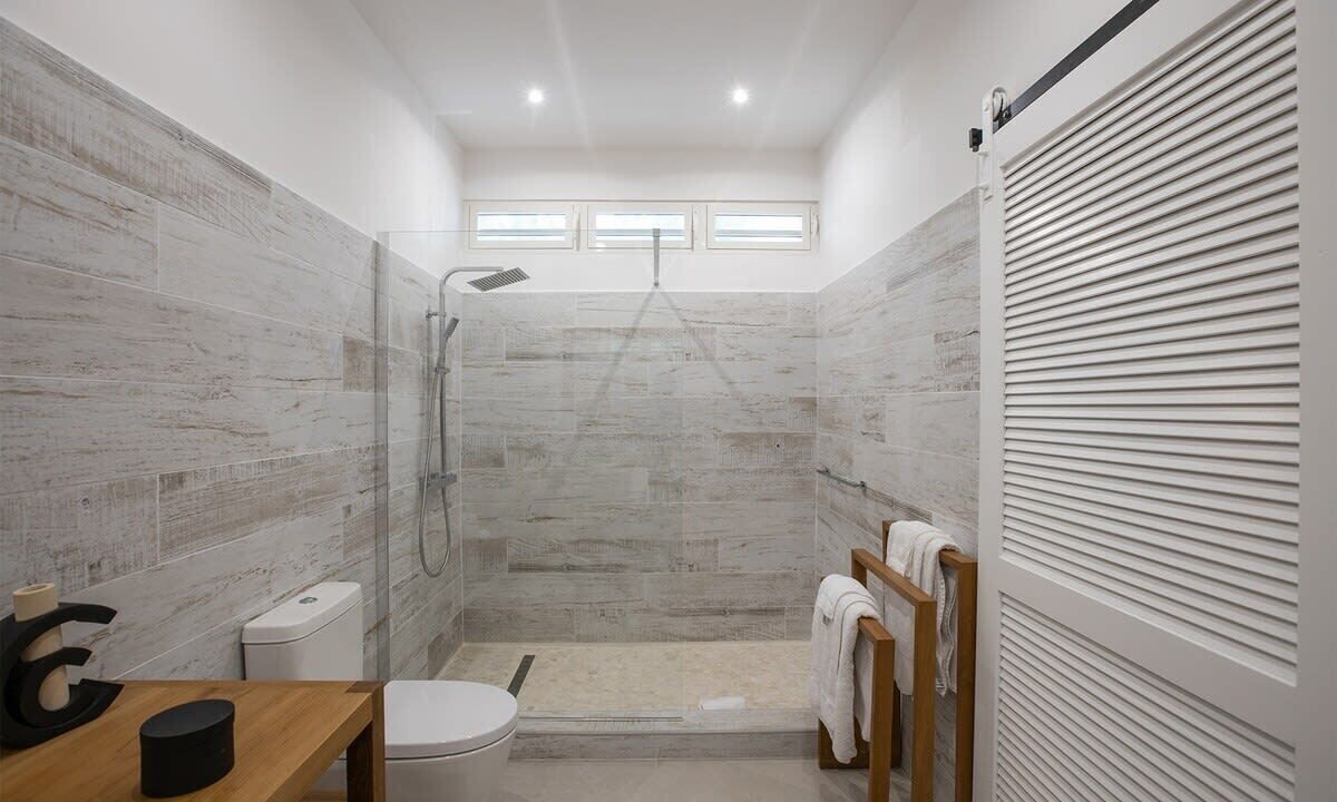 Photo of Bathroom in Les Terres Basses