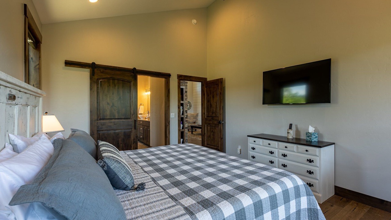 Photo of Bedroom in San Juan River Village