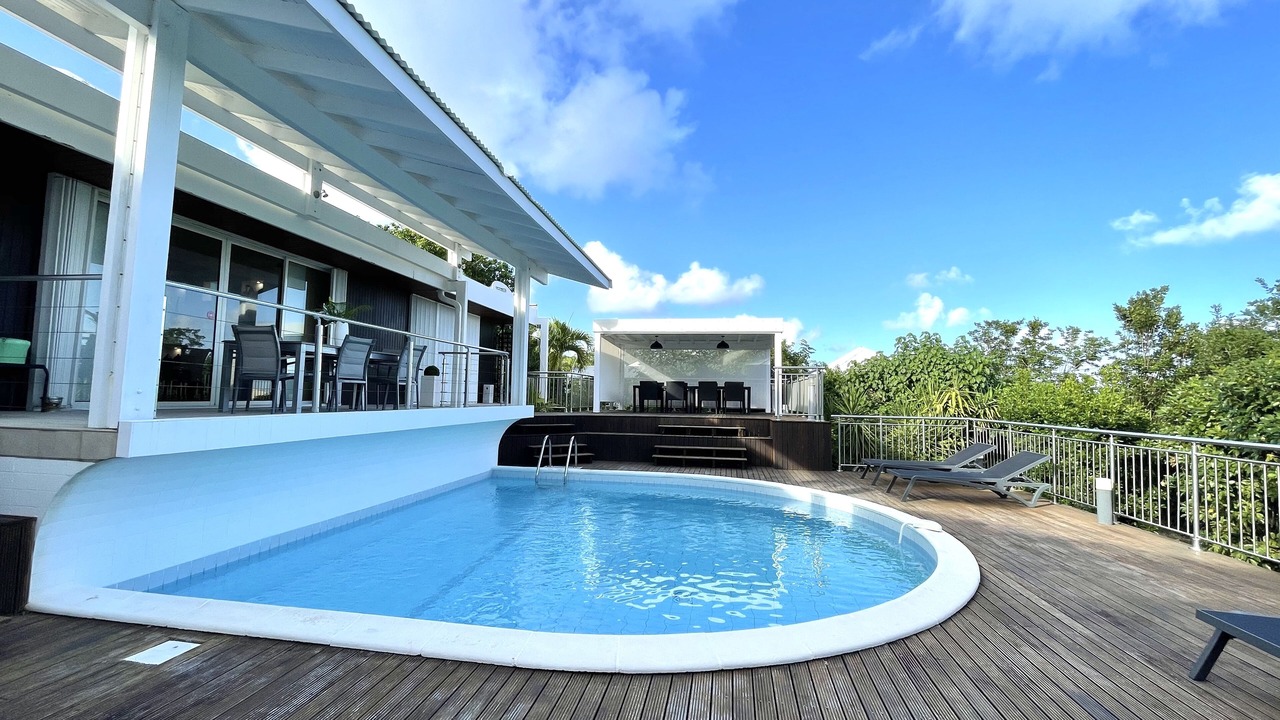 Photo of Outdoor in Orient Bay