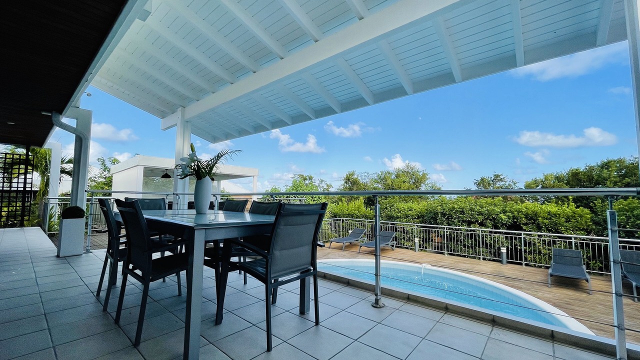 Photo of Outdoor in Orient Bay