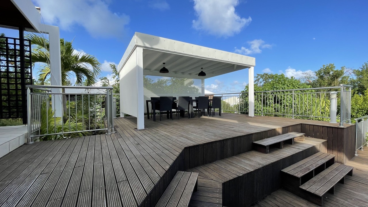 Photo of Patio Balcony in Orient Bay