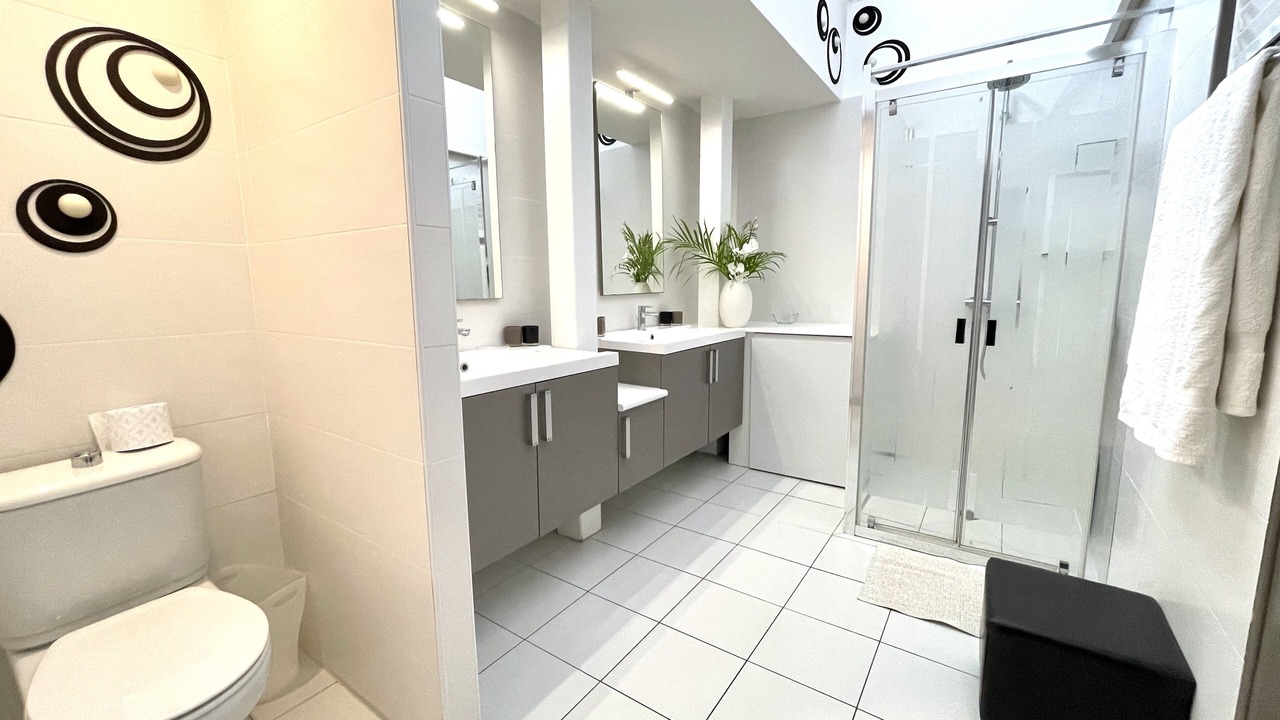 Photo of Bathroom in Orient Bay