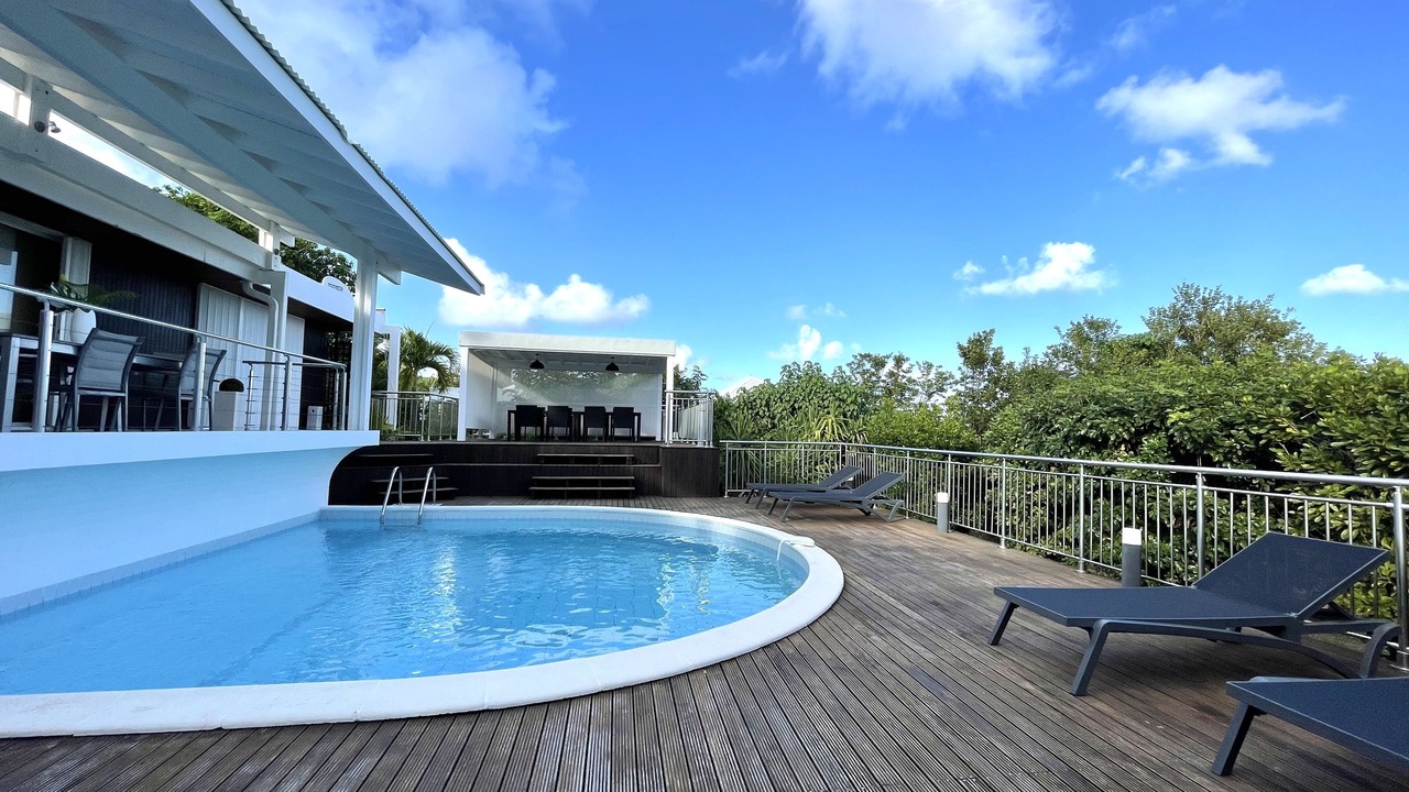 Photo of Outdoor in Orient Bay